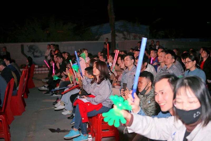 联欢晚会现场22.jpg 联欢晚会现场22.jpg