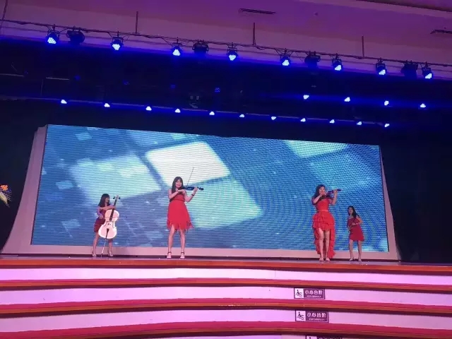 伙伴产业服务集团十四周年庆暨颁奖典礼隆重举行22.jpg