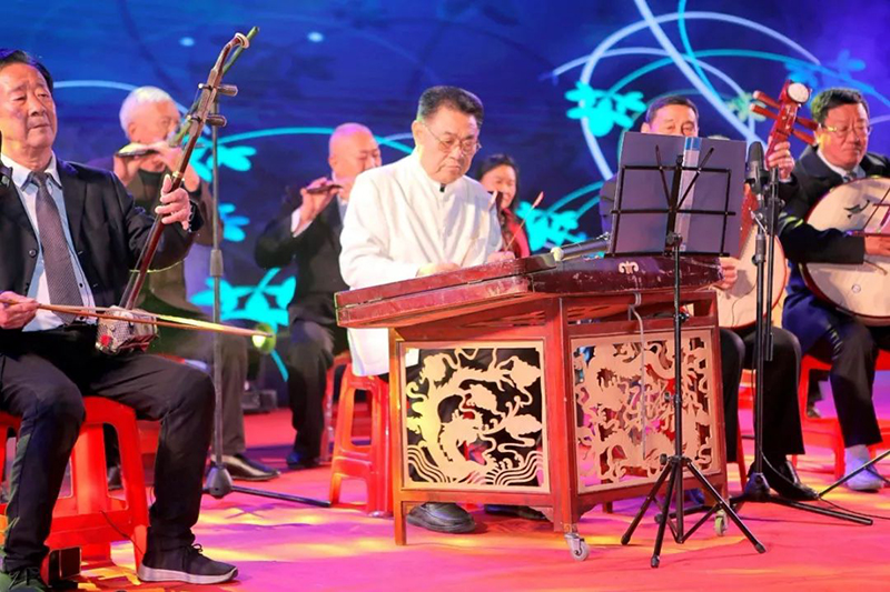 联欢晚会现场8.jpg 联欢晚会现场8.jpg