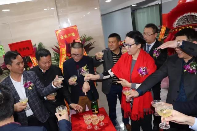 热烈庆祝伙伴集团旗下华智产业园运营公司开业!4.jpg 热烈庆祝伙伴集团旗下华智产业园运营公司开业!4.jpg